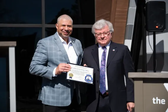 Town of Halfmoon award given at SSY ribbon cutting