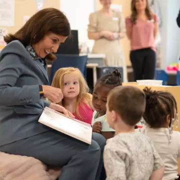 Governor Kathy Hochul reads to children at YMCA BOCES Preschool